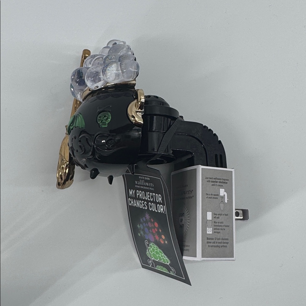 Bath & Body Works NWT Witches Cauldron Projector Color Changes Wallflower - Picture 5 of 8